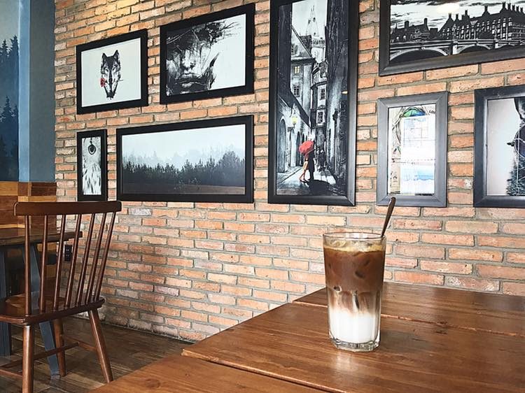 Không gian quán cà phê Motif Coffee tại 167 Đường số 6, Bình Trị Đông B, Bình Tân, 4.5/5 từ 281 đánh giá trên Google Maps Không gian quán cà phê Motif Coffee tại 167 Đường số 6, Bình Trị Đông B, Bình Tân, 4.5/5 từ 281 đánh giá trên Google Maps