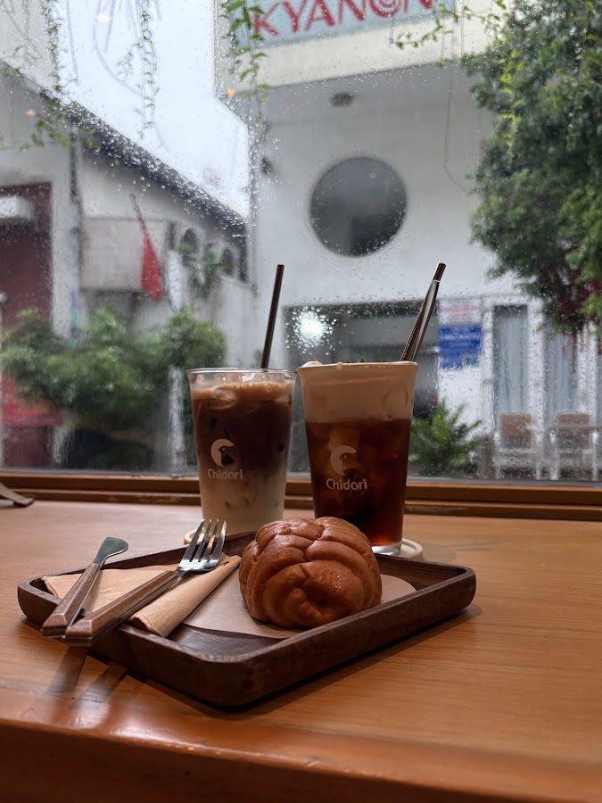 Không gian quán cà phê Chidori Coffee in Bed tại 6 Hoa Cau, Phường 7, Quận Phú Nhuận, 4.5/5 từ 876 đánh giá trên Google Maps