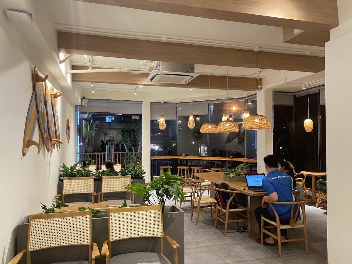 Không gian quán cà phê Aloha Coffee tại 52 Đường số 1, Tân Hưng, Quận 7, 4.4/5 từ 154 đánh giá trên Google Maps Không gian quán cà phê Aloha Coffee tại 52 Đường số 1, Tân Hưng, Quận 7, 4.4/5 từ 154 đánh giá trên Google Maps