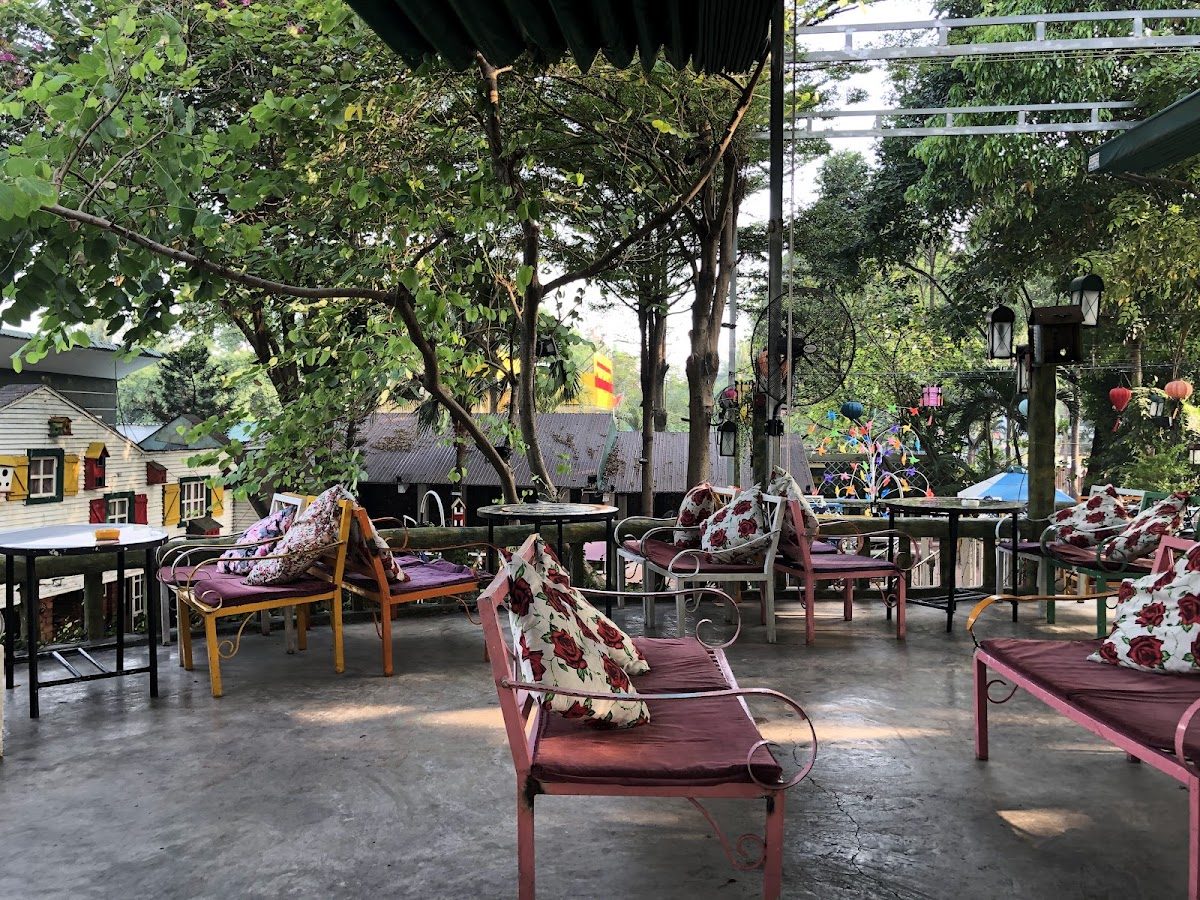 Không gian quán cà phê Amy Coffee Thủ Đức tại 22 Khổng Tử, Phường Bình Thọ, Thủ Đức, 4/5 từ 1.002 đánh giá trên Google Maps