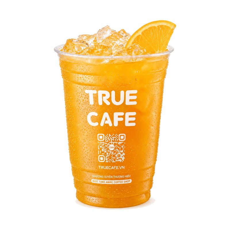 Ly Cam Ép Đá True Cafe màu cam tươi, nhiều đá, gắn lát cam trên miệng ly