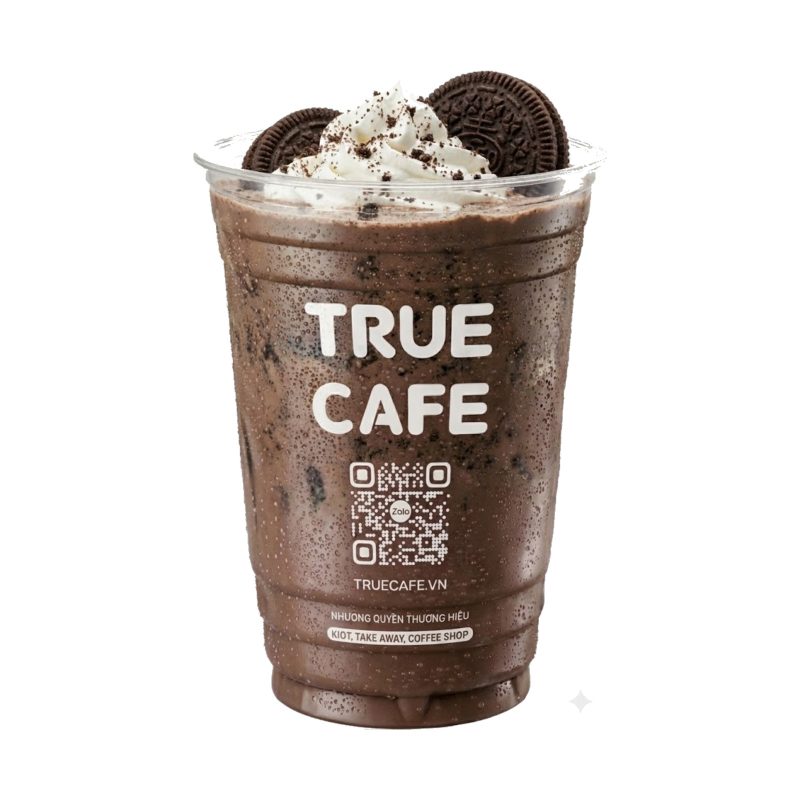 Ly Đá Xay Oreo True Cafe phủ kem tươi, rắc vụn bánh và gắn hai chiếc bánh quy trên mặt